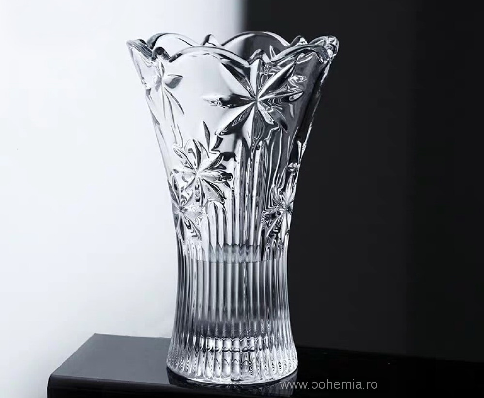 STELA COLLECTION BOHEMIA CRYSTALITE VASE
