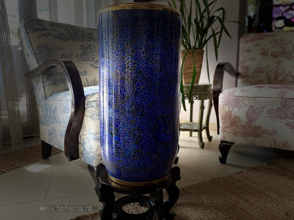 BIG CLOISONNE VASE